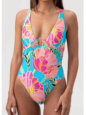 $162 NWT TRINA TURK POPPY BELTED PLUNGE BUCKLE ONE PIECE SWIMSUIT 12